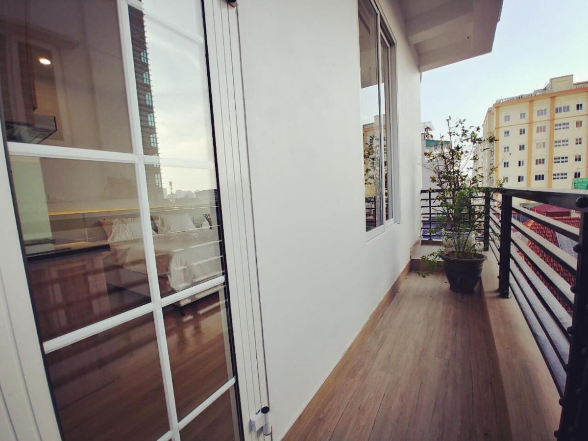 Lyn House - Service Apartment Hoang Quoc Viet Hanoi Eksteriør billede