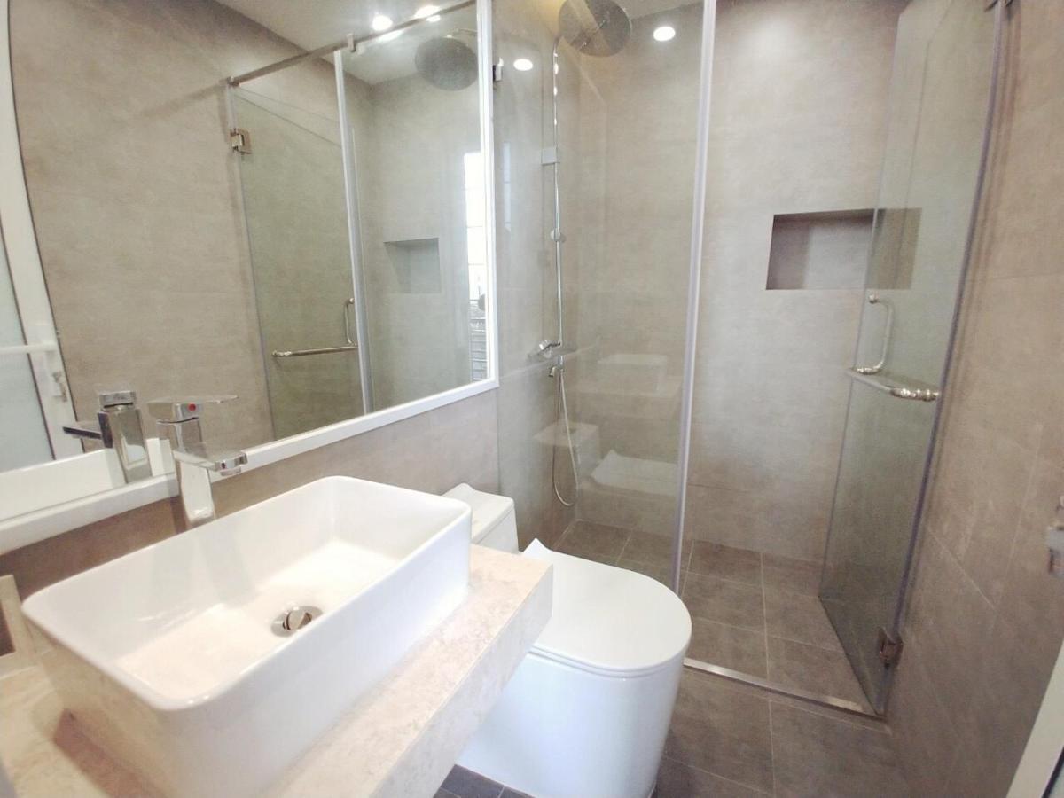 Lyn House - Service Apartment Hoang Quoc Viet Hanoi Eksteriør billede