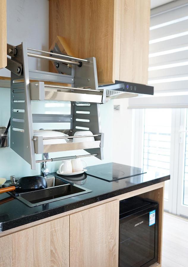 Lyn House - Service Apartment Hoang Quoc Viet Hanoi Eksteriør billede