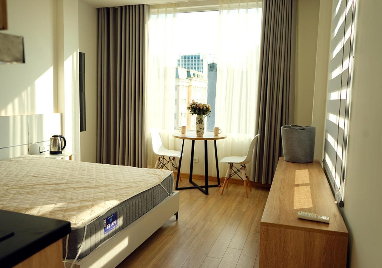 Lyn House - Service Apartment Hoang Quoc Viet Hanoi Eksteriør billede